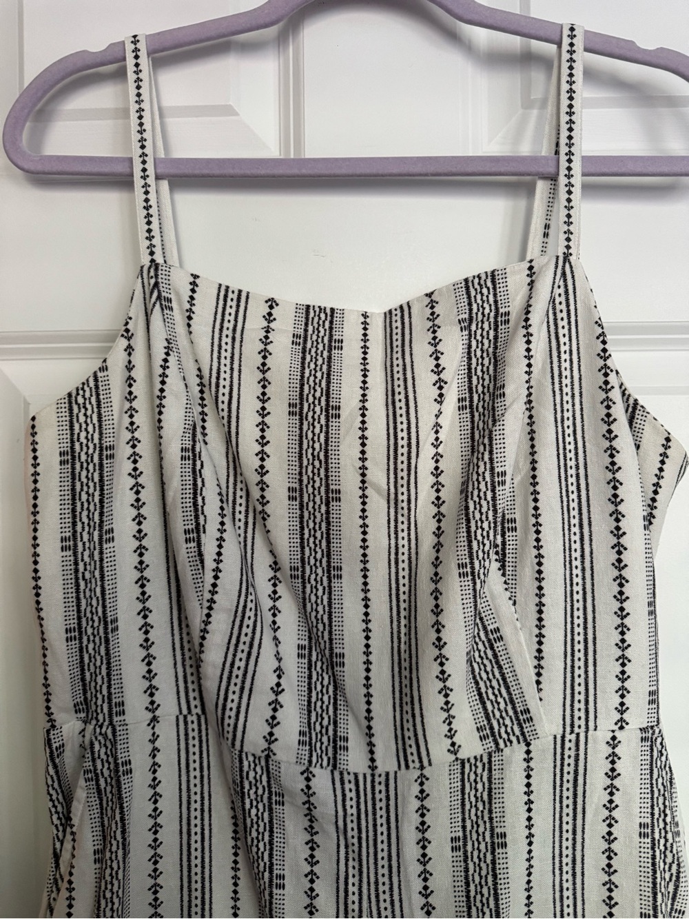 Linen Jumpsuit with Pockets, Adjustable Straps, Elastic Back, Size Large